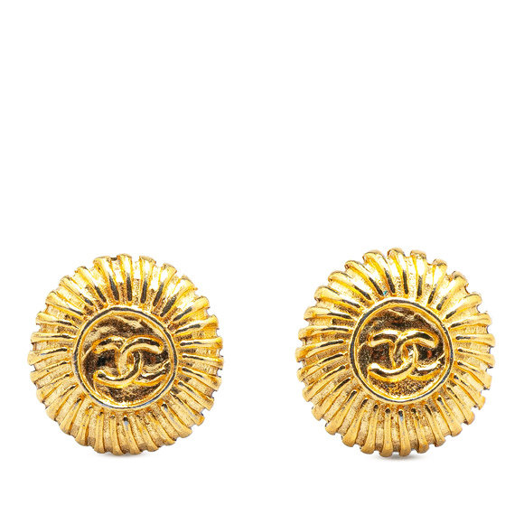Pre-Loved Chanel Gold Plated CC Round Clip On Earrings - Picture 1 of 4